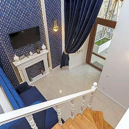 Vorontsov Hotel